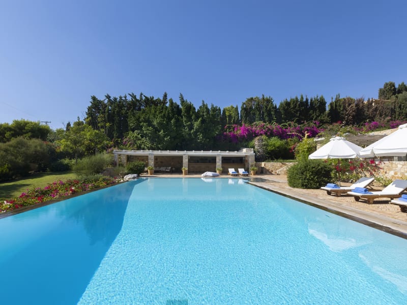 Serayna's irresistible 18m-long infinity pool.