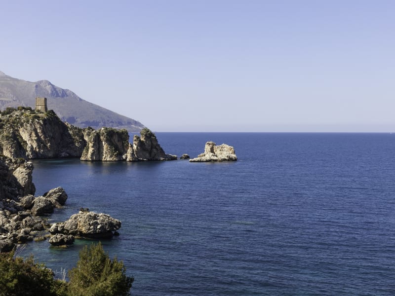 A view of the stunning coastline to the west.