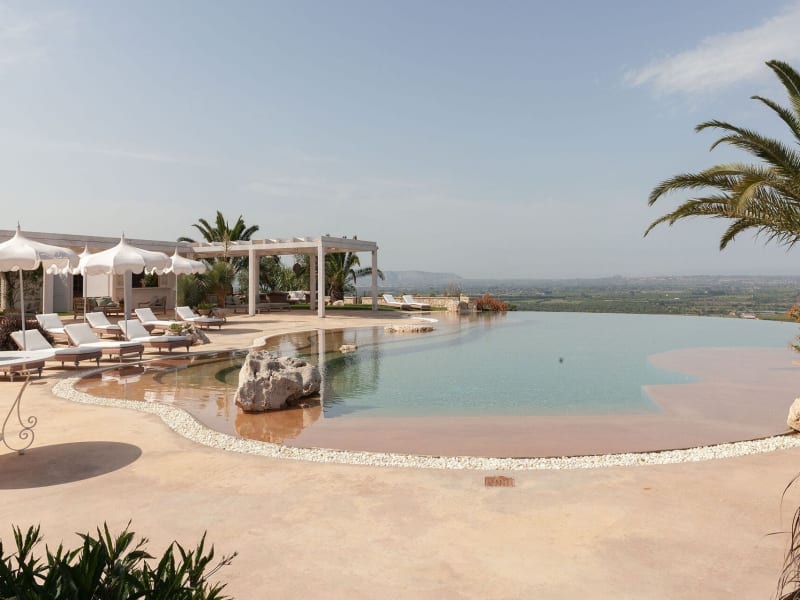 The main pool, with its curvaceous form and infinite views.