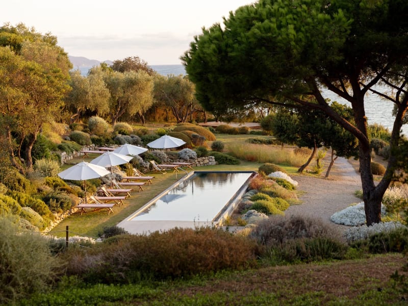Villa Talamo's serene pool area overlooking the sea.