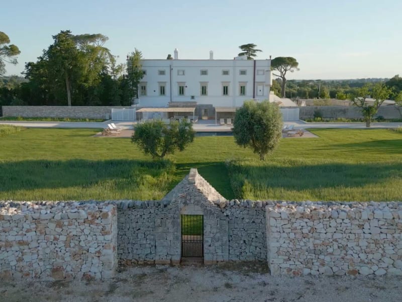 Aerial views of Casina Cinquepozzi