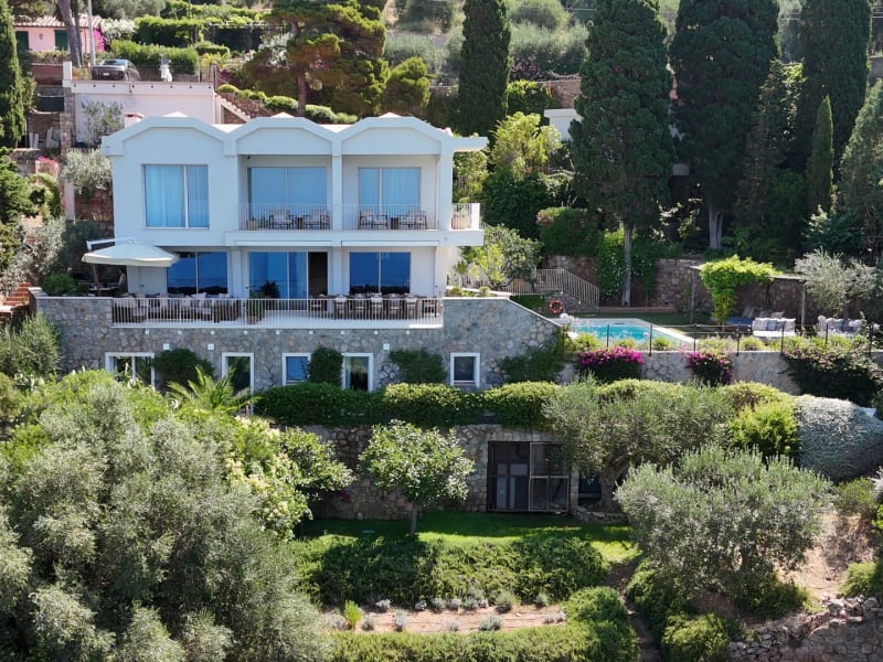 Aerial views of Villa Cacciarella