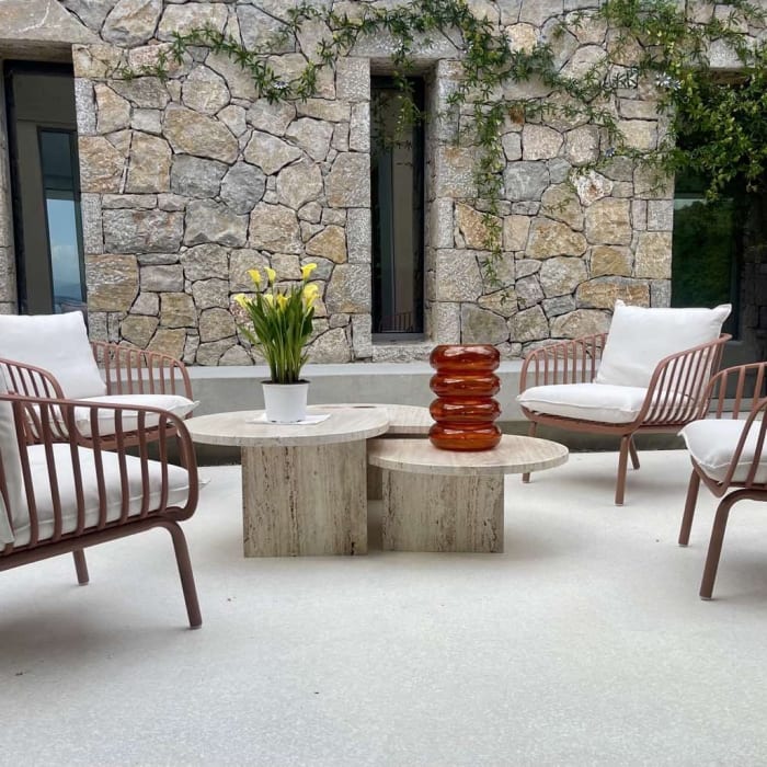Thyta House upper courtyard piso avli first floor terrace Lefkada
