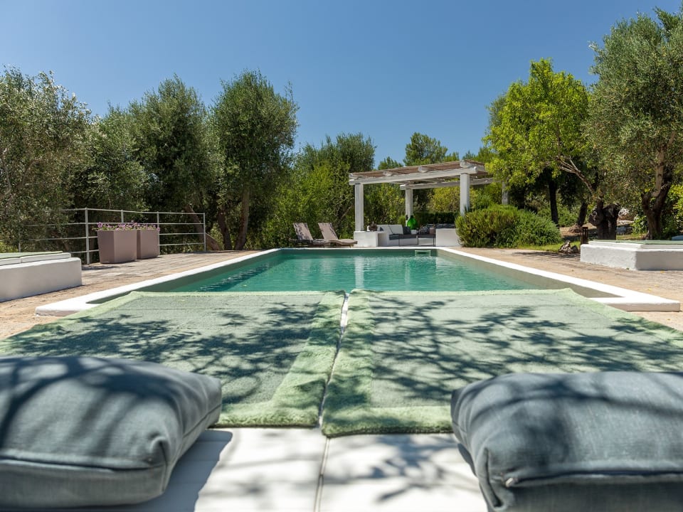 The gorgeous pool area.