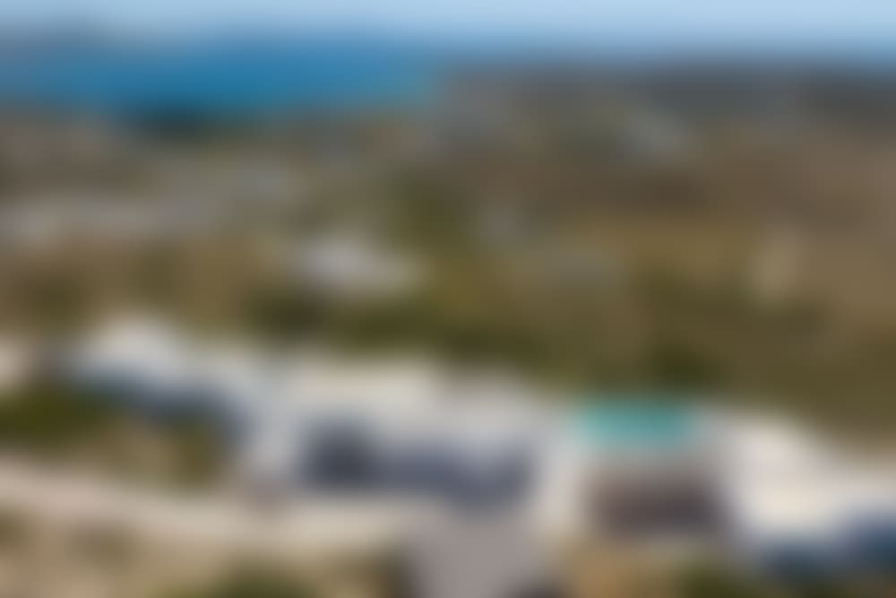 Ramona seen from on high. In the centre is the main house, on the right and left are the guesthouses.