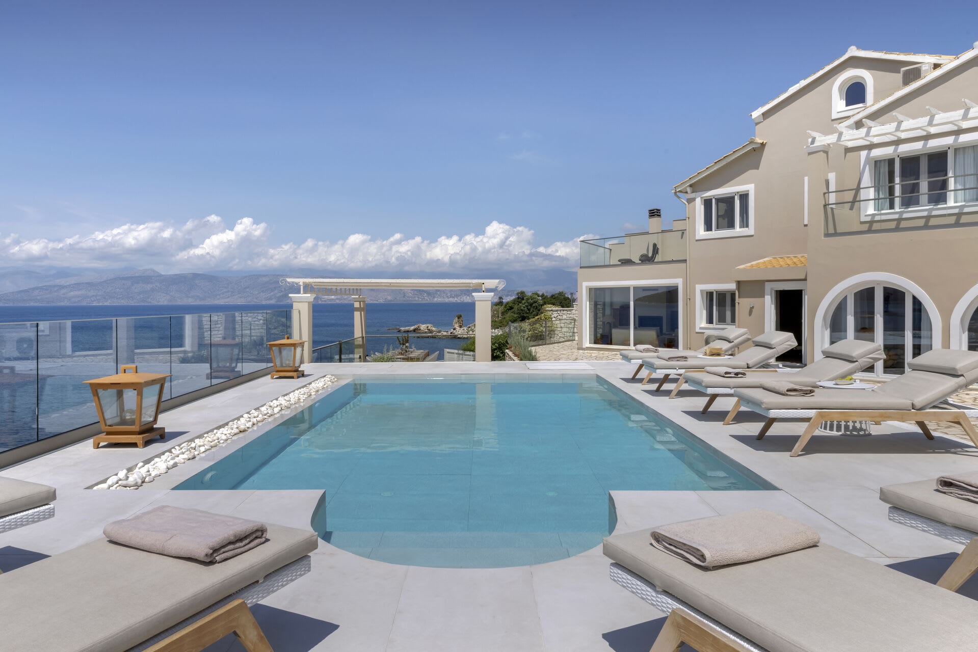 Luxury villas on Corfu