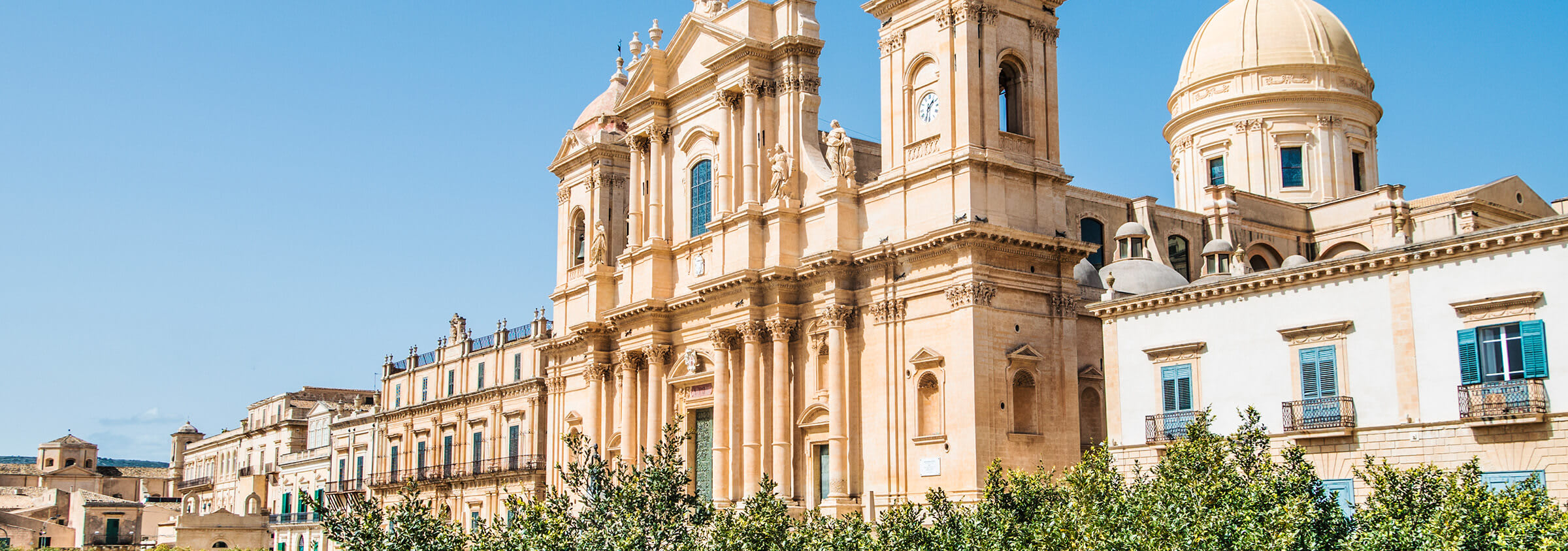Villas in eastern Sicily
