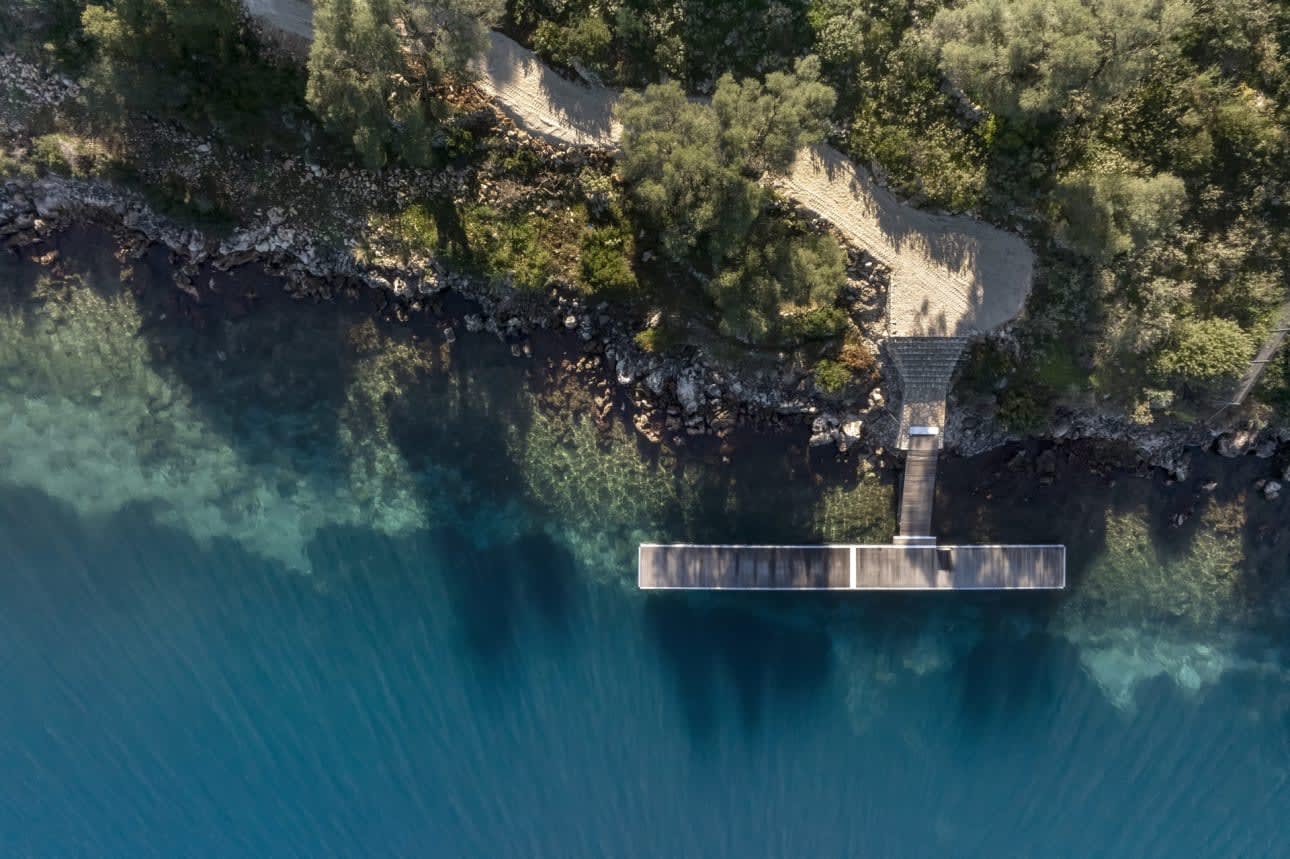 Villas with Boat Mooring and Private Docks