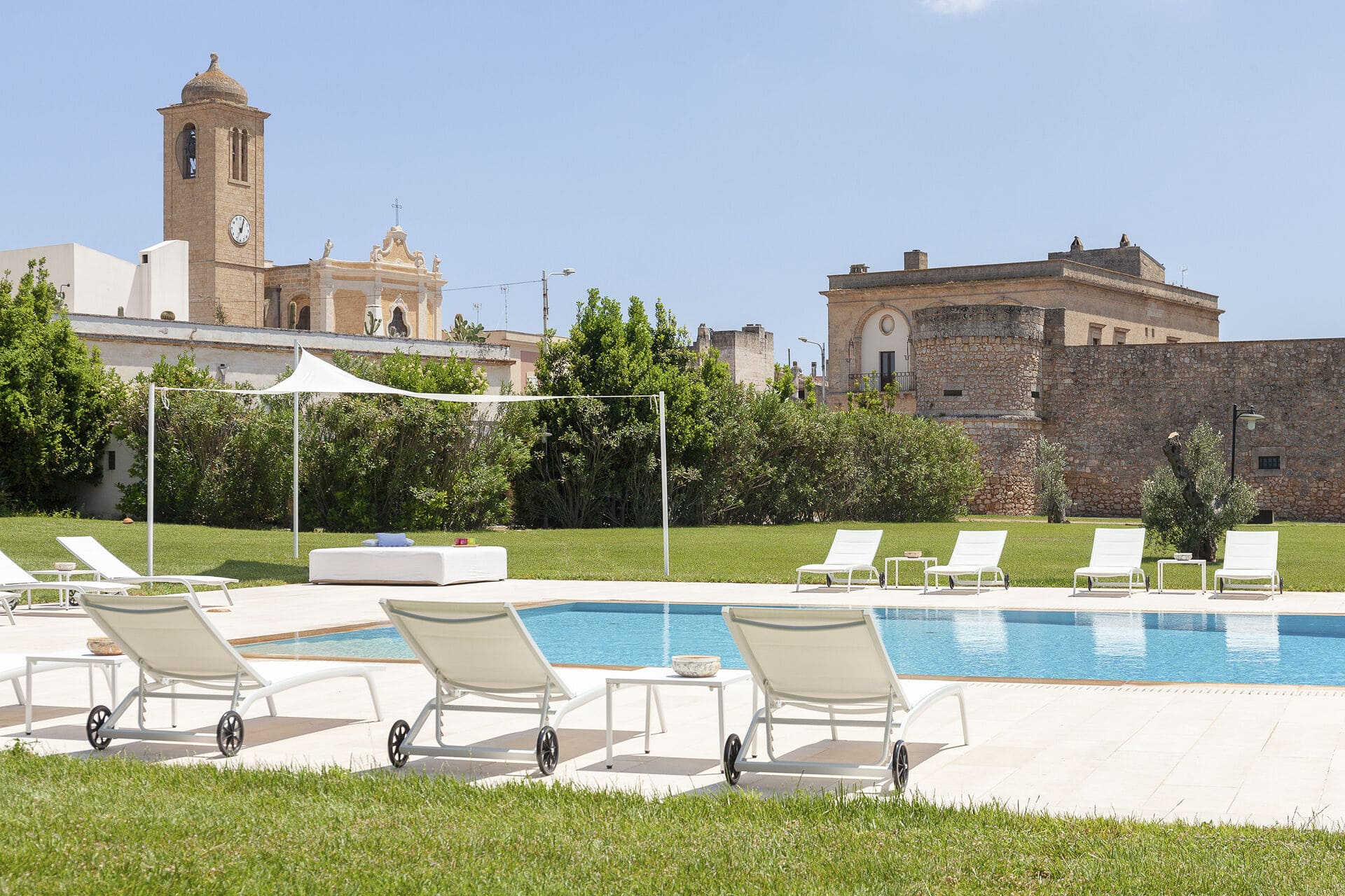 Villas with the best addresses in town