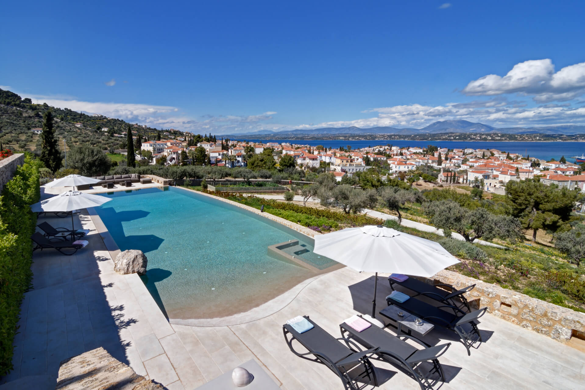 Luxury villas on Spetses