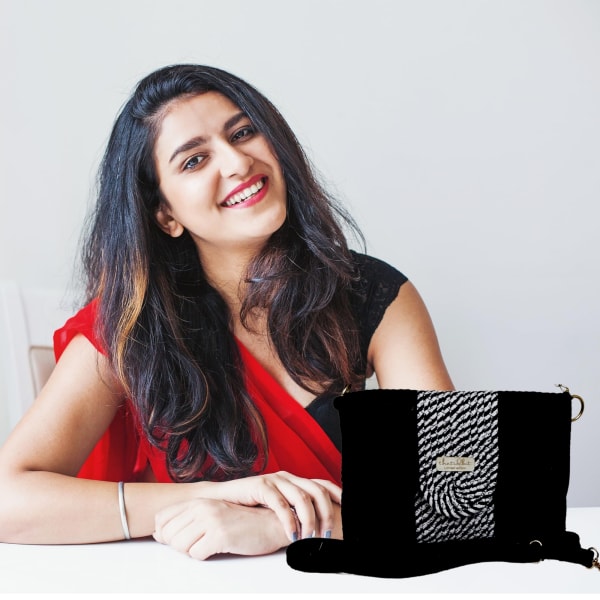 Handmade Jute Classic Sling — Black Wave