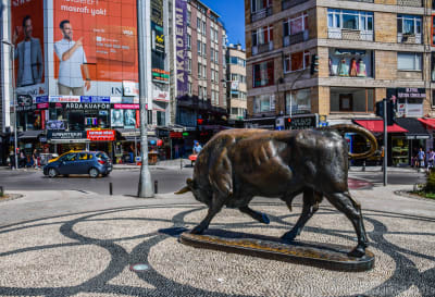 Kadıköy Walking Tour: Kadıköy Market, Haydarpasa Station & More – 3 Hrs