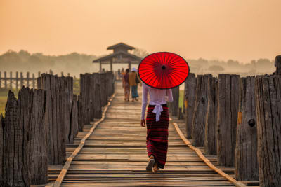 Mandalay & Amarapura Tour with Mandalay Hill & Kuthodaw Pagoda – Full Day