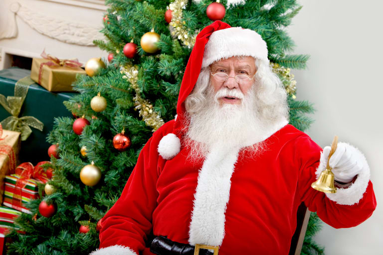 The complete history of Christmas: origins, traditions, and evolution through the ages. The complete history of Christmas: origins, traditions, and evolution through the ages.