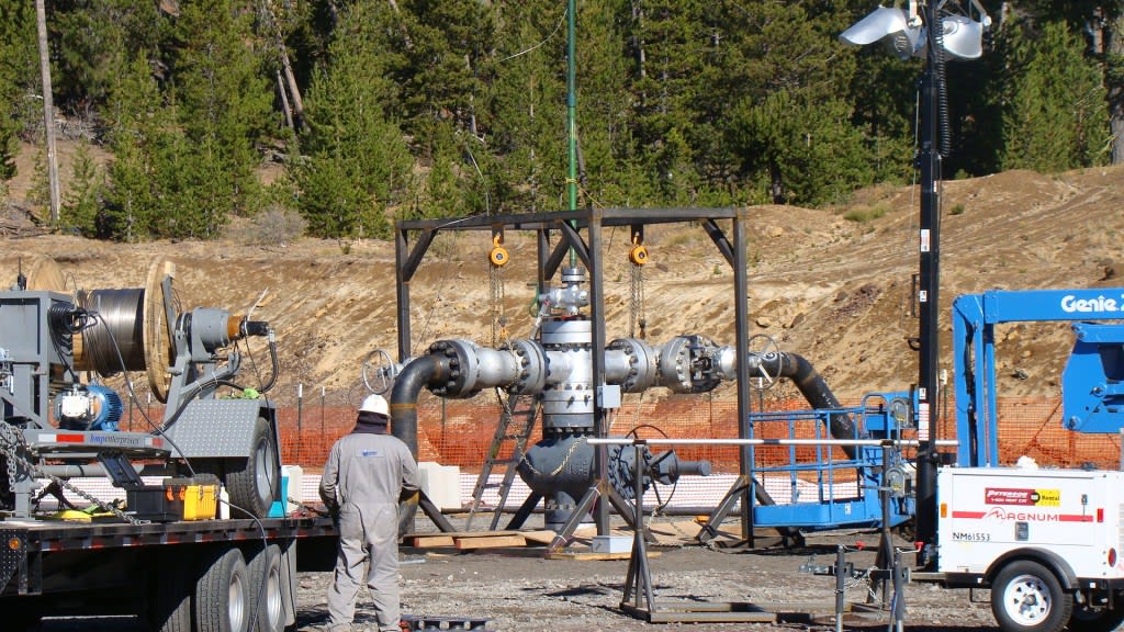 Newberry Volcano Selected as a Finalist for National Geothermal Energy