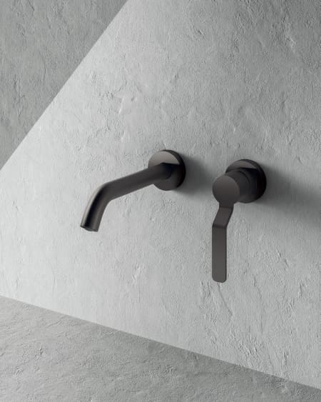 Wall-mount washbasin mixer