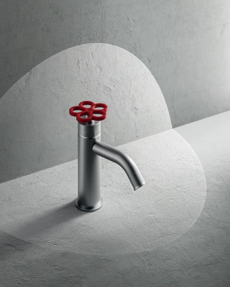 Single-hole washbasin mixer