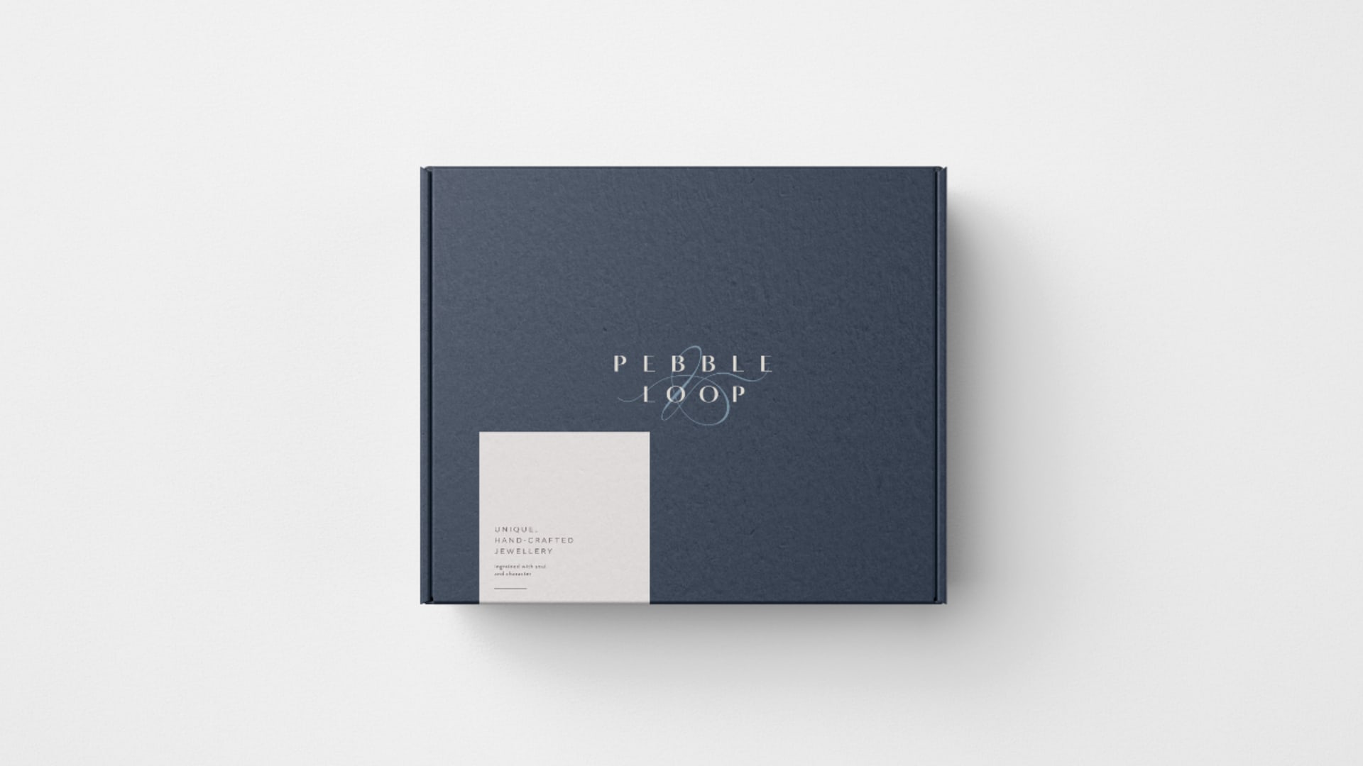 Pebble and Loop box