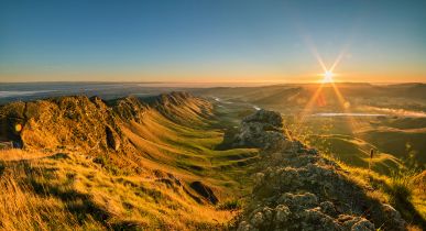 Hawke’s Bay Marathon: 10 Day North Island Campervan Itinerary for Nature, Trails and Taste