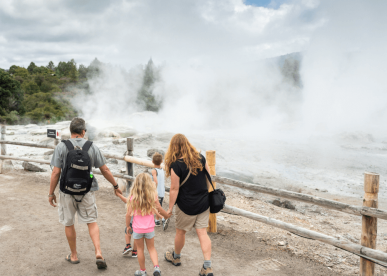 30 fun things to do on a NZ family holiday