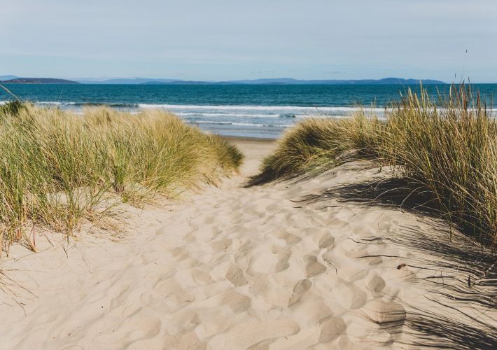 guide-to-seven-mile-beach-tasmania