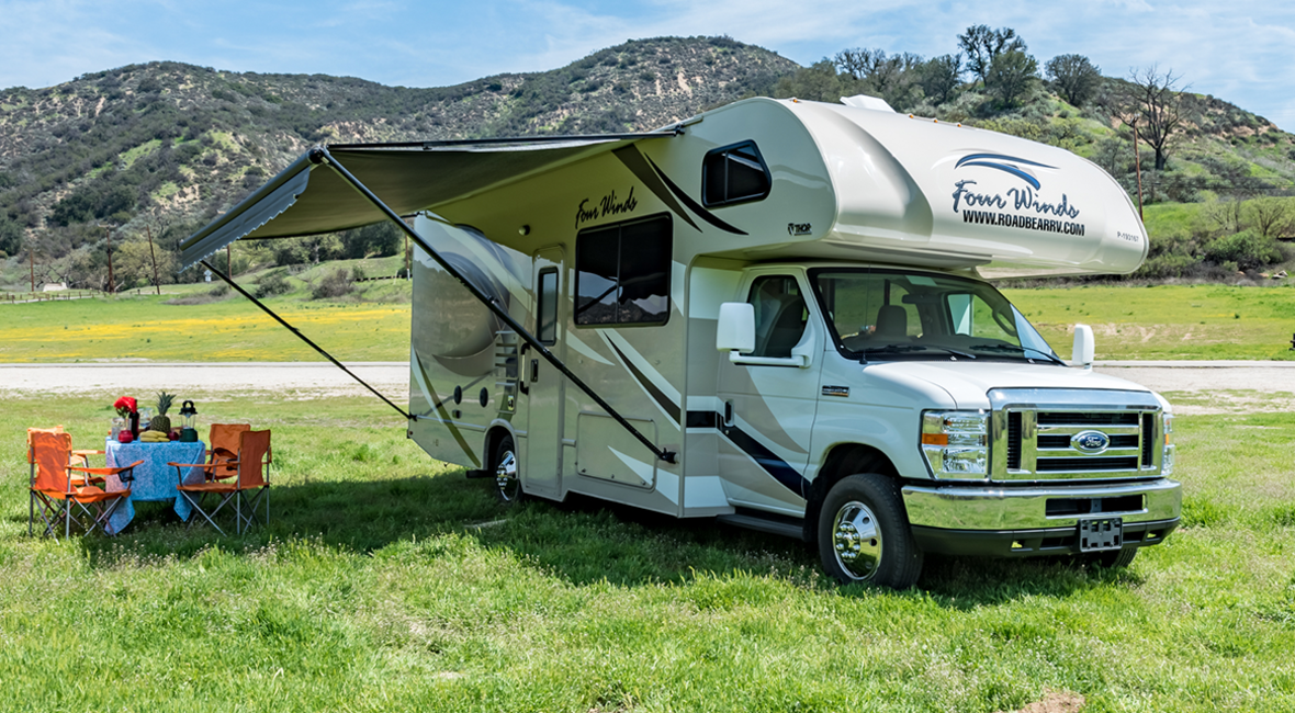 class c rv for rent 6 berth motorhome road bear rv rental