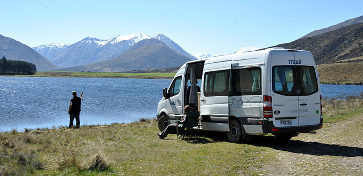 New Zealand maui Ultima Motorhome Exterior 2