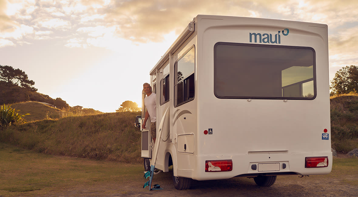 Maui Cascade 4 Berth Motorhome Exterior Rear View