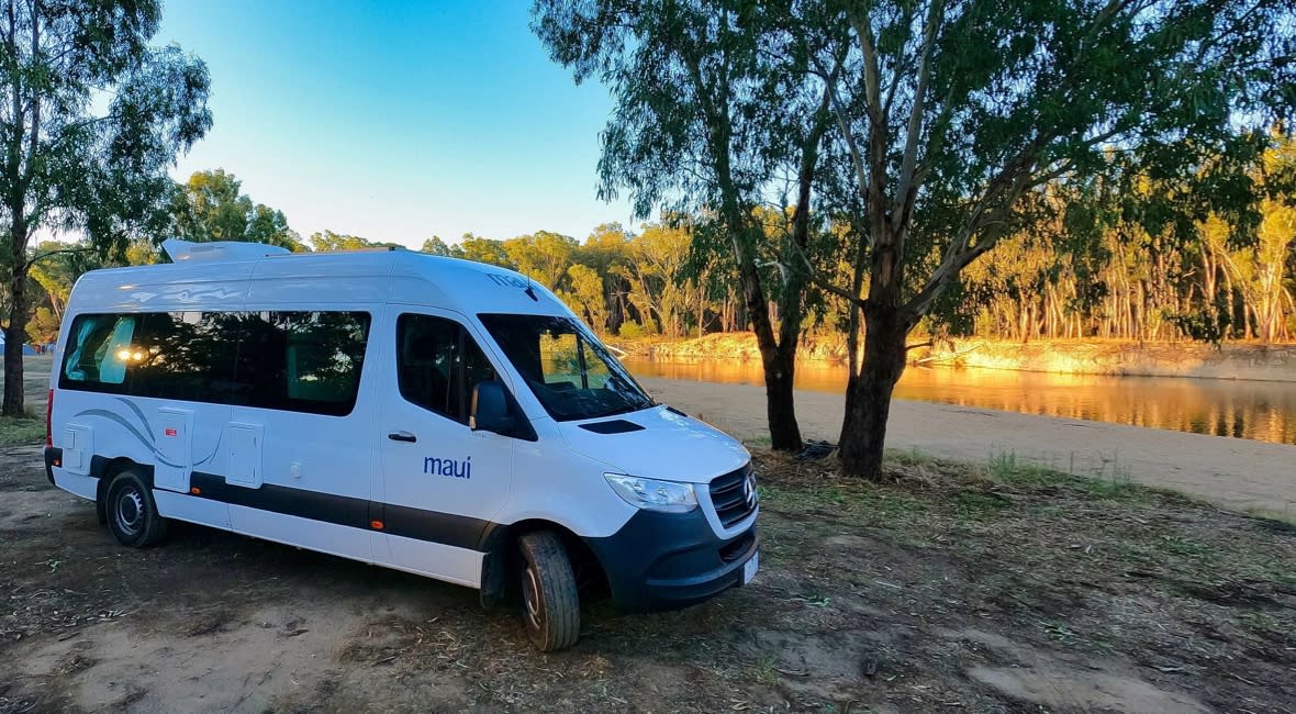 Maui Ultima Plus 3 Berth Motorhome Exterior 1 2023