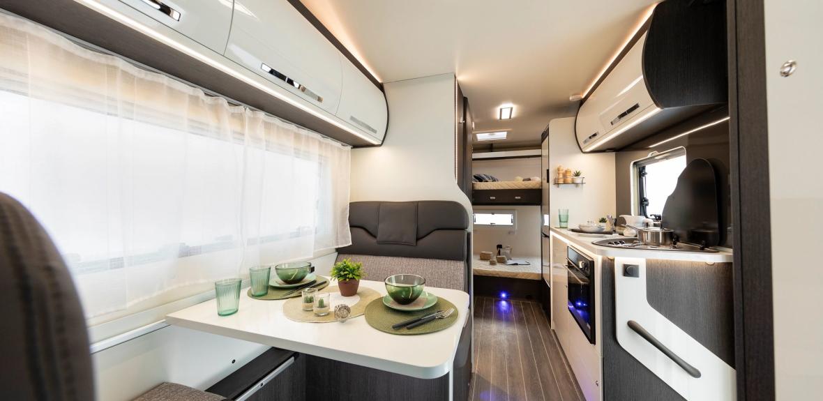 New-Britz-NZ-Navigator-Campervan-Interior-7