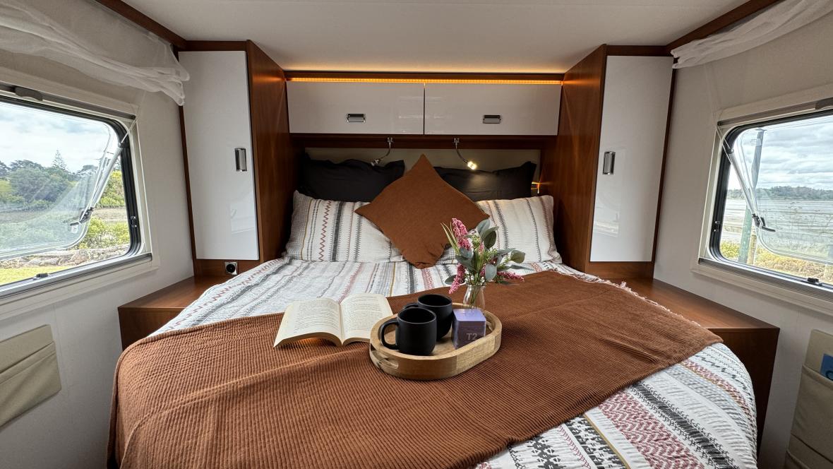 Odyssey island bed models 15