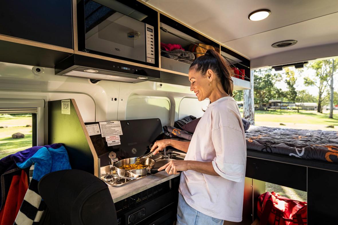 britz voyager internal 2627