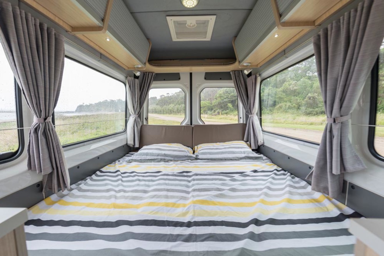 Ultima M700 Interior