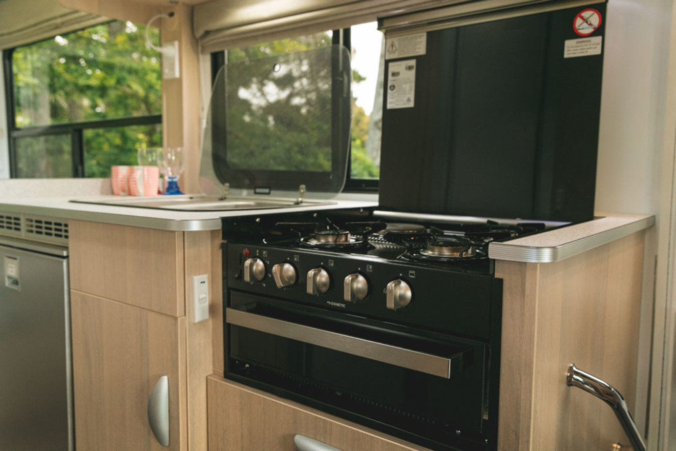 Discovery M660 Interior