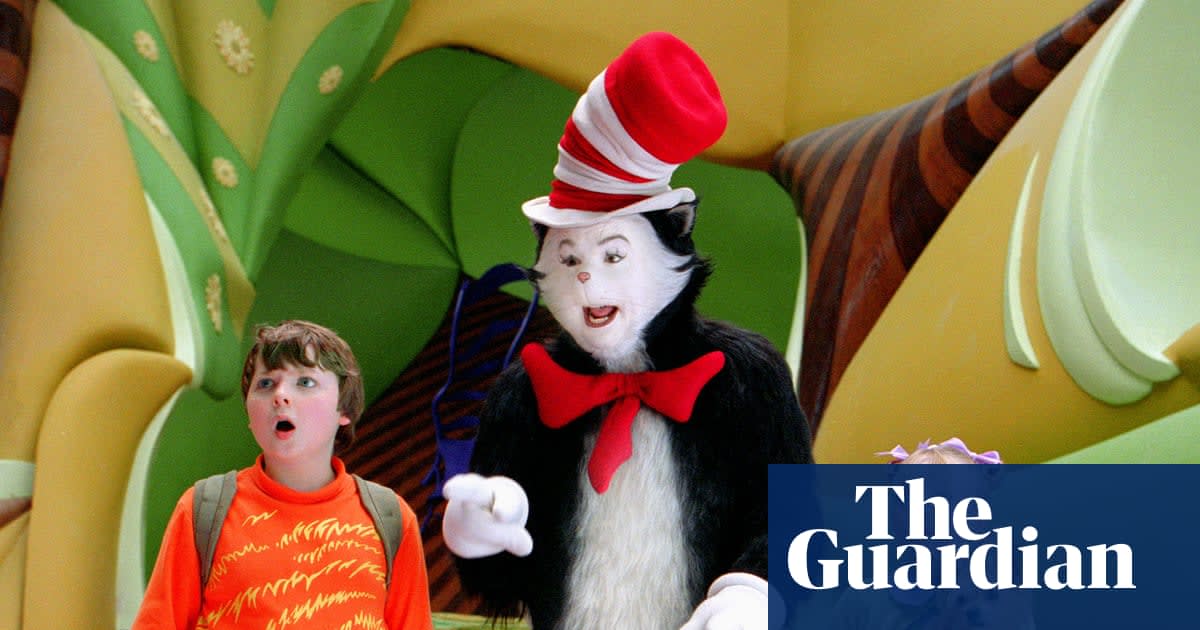 US schools and police warn about viral ‘Cat in the Hat’ trend after teens’ arrests