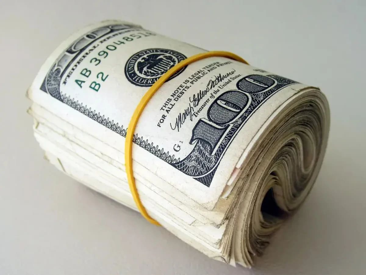 Why Some Retirees Keep 25% of Their Portfolio in Cash and Treasuries