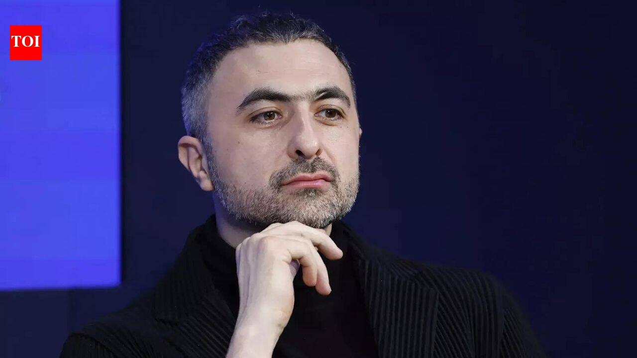 Mustafa Suleyman warns Anthropic and others: AI agents don't have feelings or rights