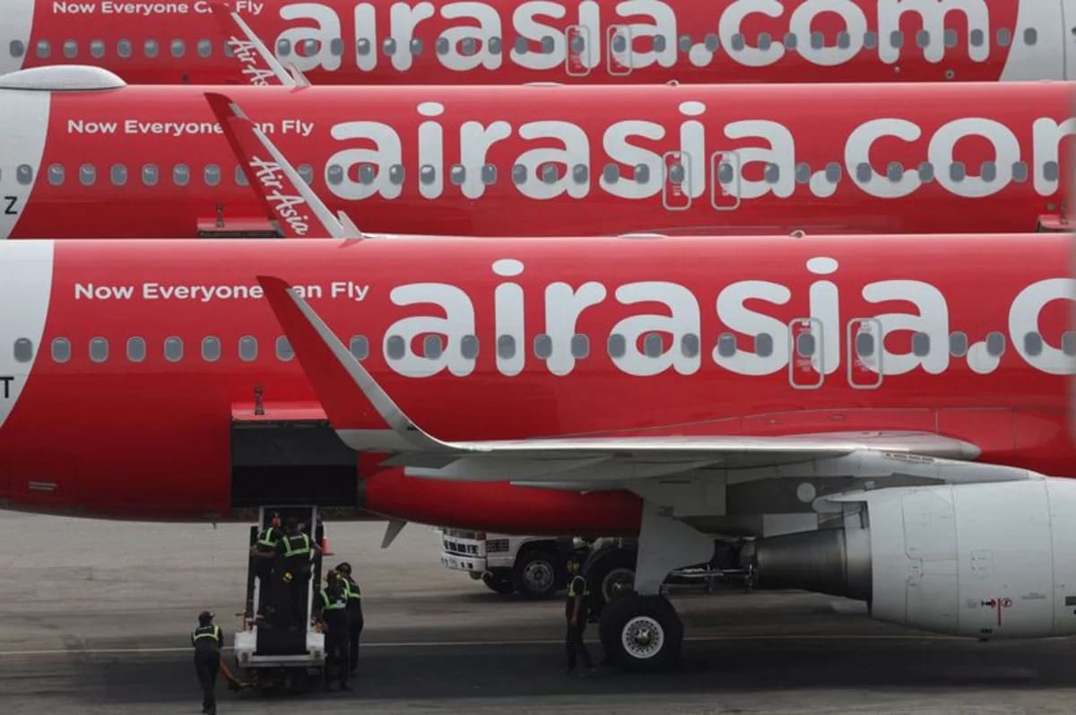 Exclusive-Malaysia talks to rival airlines as it monitors AirAsia's financial health, sources say