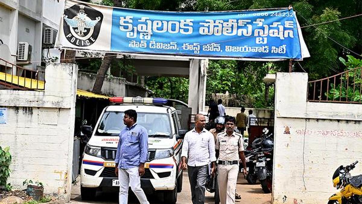 Absconding accused in Sai Krishna alleged custodial death case surrenders before SIT