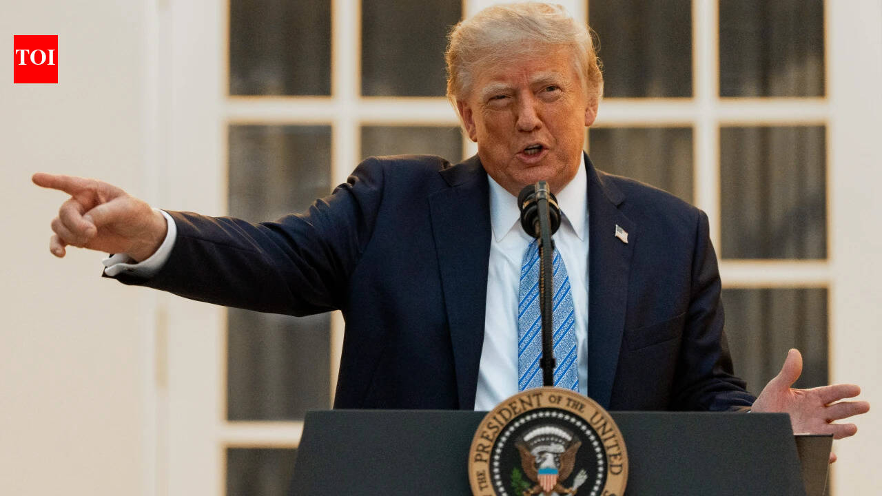 Trump bans news outlets CNN, MS NOW, Politico from White House