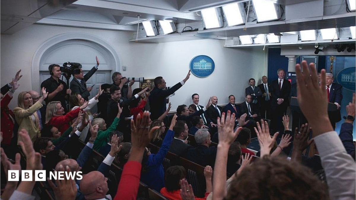 Journalists report being denied White House access after Trump bans some outlets