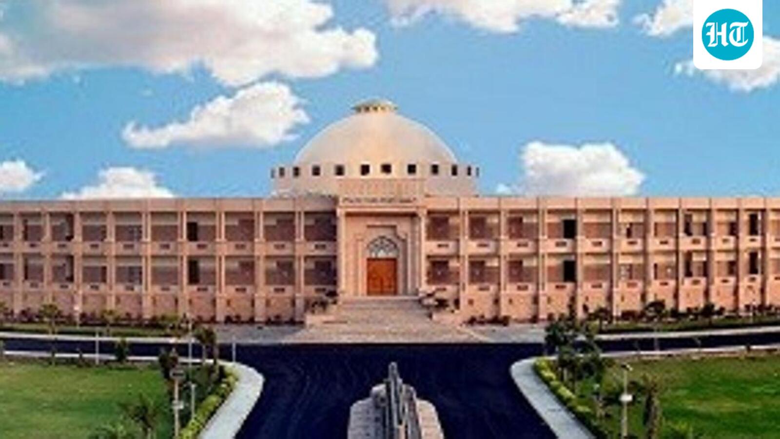Rajasthan HC holds late-night hearings, protects councillors from arrest