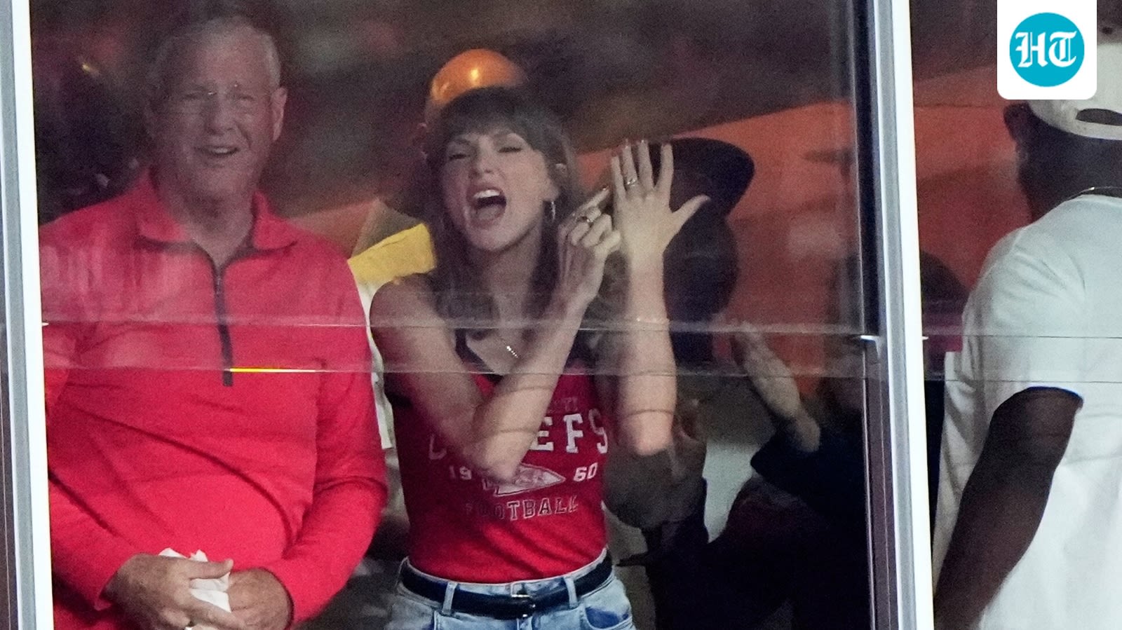 Taylor Swift Celebrates Travis Kelce's Touchdown at Chiefs Game