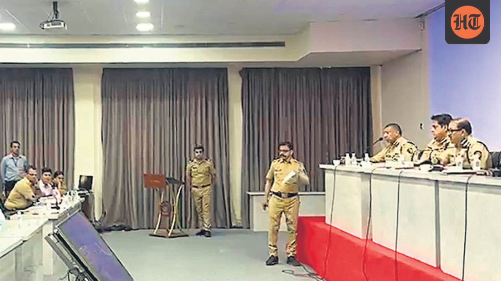 Pune police permit two-year regular mandals in main immersion procession