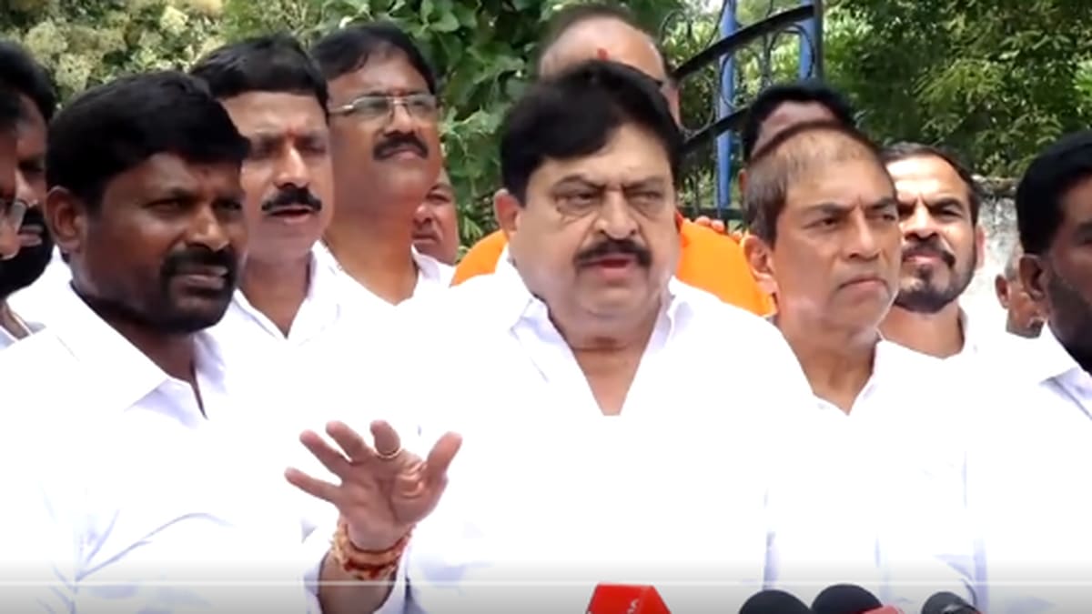 BJP Telangana chief Ramchander Rao arrested en route to Jurala project protest