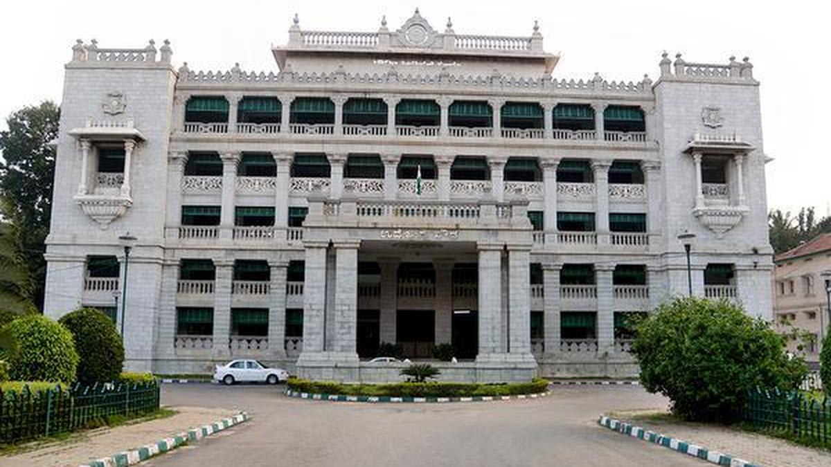 Karnataka CM considering closing down KPSC in light of alleged irregularities in recruitment