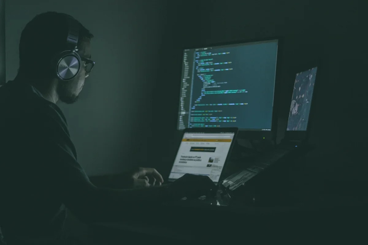Netskope (NTSK): Eight Analysts Raised Targets on the AI Security Opportunity, But the Cash Burn Is Real