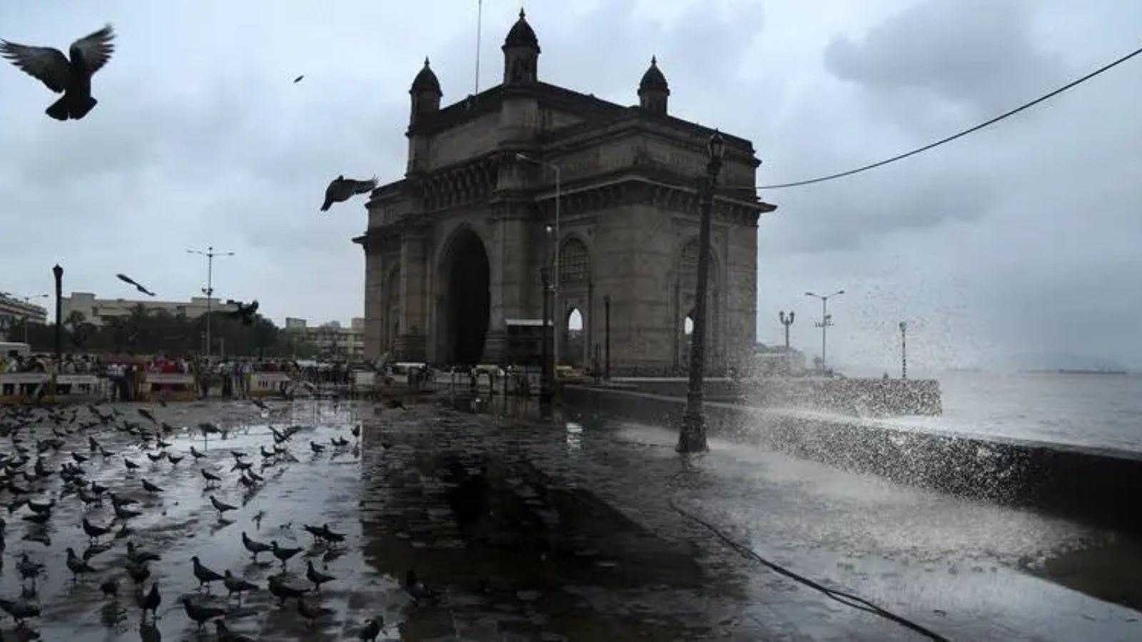 Maharashtra to witness monsoon’s exit with 17% rain deficit