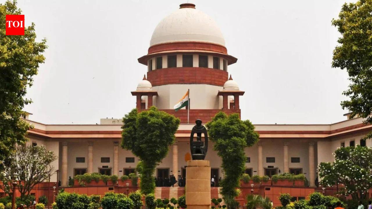 ‘Vande Mataram’ row: Courts can’t dictate what nat’l song should be, says SC