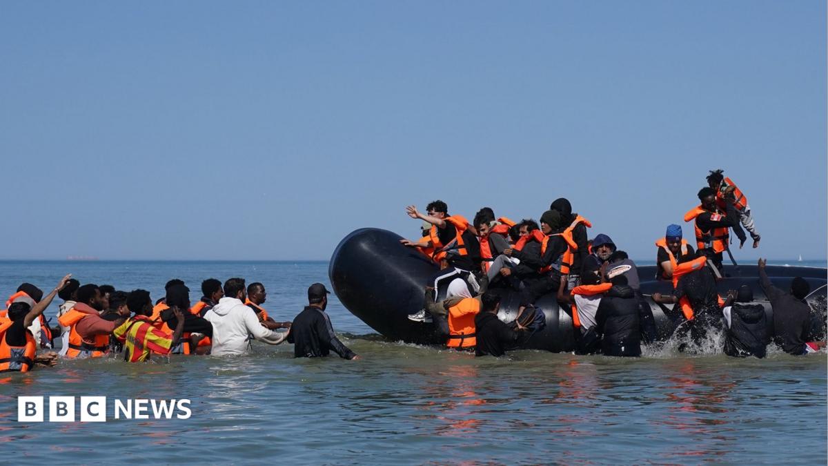 Government orders urgent investigation after two migrant boats reach UK undetected